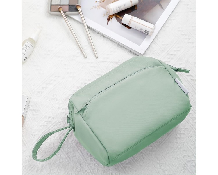 Zipper closure picnic toiletry bag